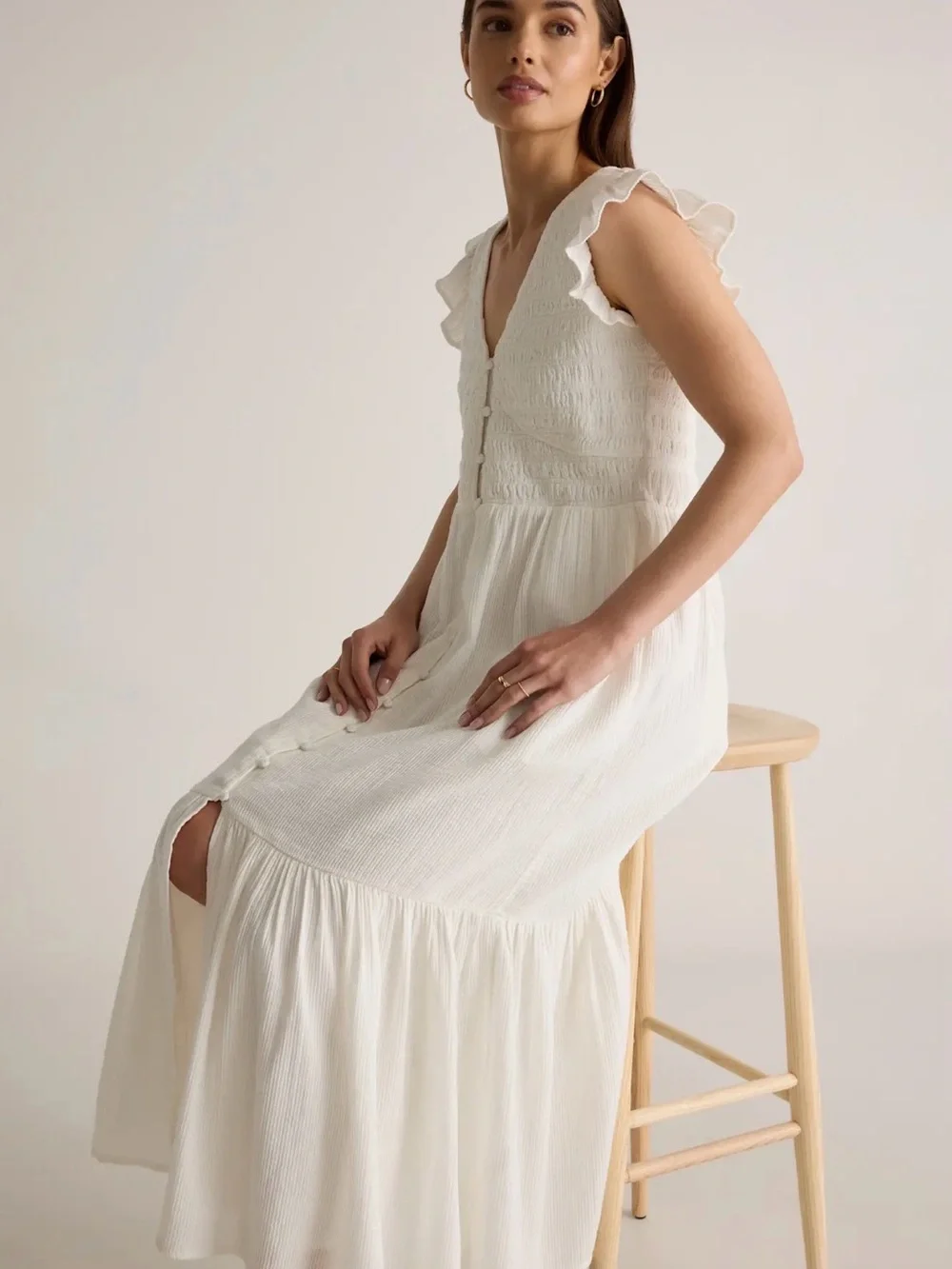 NWT Quince 100% Organic Cotton Smocked V-Neck Midi Dress - Picture 1 of 8